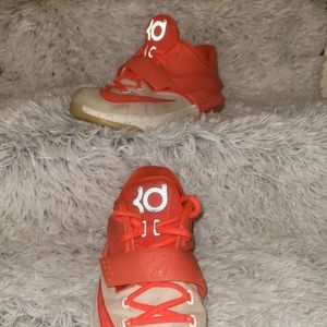 KD Sneakers
